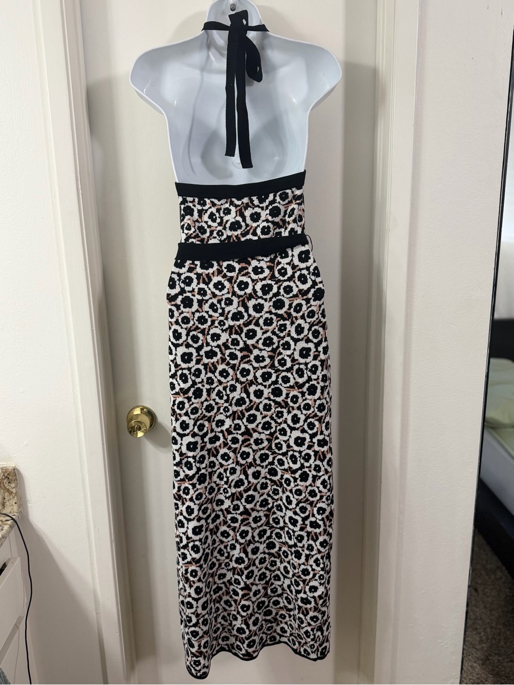 Diane Von Furstenberg for Target Black & White One-Shoulder Floral Midi Dress - Picture 7 of 7